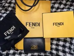 FENDI ブラック レザー 三つ折り財布