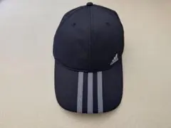 adidas ブラック メッシュキャップ ストライプ