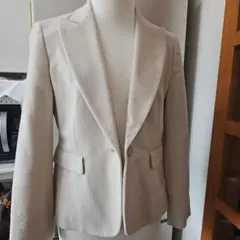 アイボリー テーラードジャケット