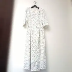 EVERY.VERY NICE CLAUP 花柄 ワンピース