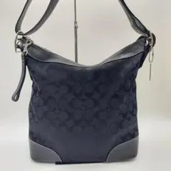 良品　COACH ショルダーバッグ　黒　シグネチャーキャンバス