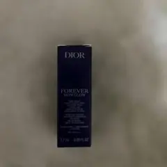 DIOR フォーエヴァー　フルイドスキングロウ　サンプル