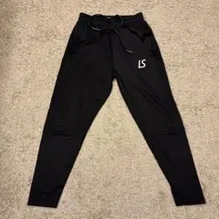 ルースイソンブラ　パンツ　ジャージ　黒