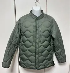 ユニクロ　ホワイトマウンテニアリング　ハイブリッドダウンジャケットLサイズ