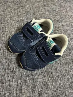 Item thumbnail for item 819fe4cc-d006-4100-a251-c933e22f5a4a