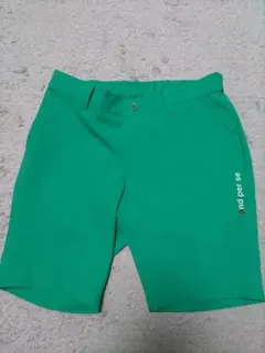 美品　アンパスィ　ハーフパンツ　グリーン