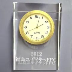 福島ユナイテッドFC 2012 ガラス製 ペーパーウェイト 時計 (中古)