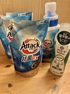 液体洗剤　アタック＆アリエールのサムネイル