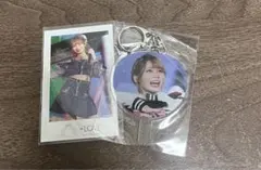 ＝LOVE 大場花菜　ラッフル　チェキ風写真　うちわ型アクリルキーホルダー