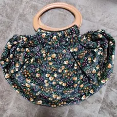 花柄トートバッグ 木製ハンドル付き