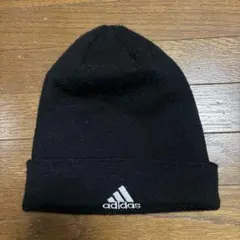 adidas 黒 ニット帽 ビーニー ストリート