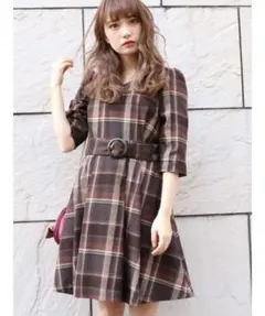 【美品】【即日発送】dazzlin ベルト付チェックワンピース