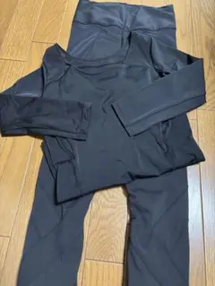 【美品】パーフェクトフォームレギンス トップス リントスル公式ウェア L リントスル/パーフェクトフォーム/トップス/レギンス/Lサイズ