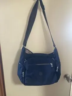 キプリング　Kipling ショルダーバッグ ネイビーのサムネイル