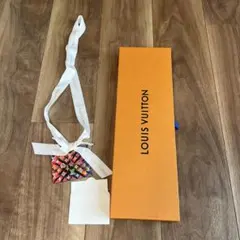 LOUIS VUITTON ネクタイ　空箱　ルイヴィトン