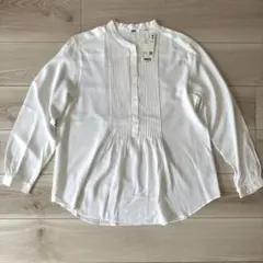 新品未使用UNIQLO レーヨンピンタックブラウス 長袖 ホワイト L SALEのサムネイル