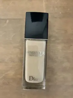Dior FOREVER SKIN GLOW リキッドファンデーション