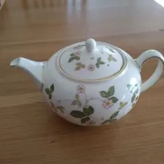 ウェッジウッドワイルドストロベリーティーポット