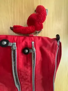 KIPLING 赤 ダブルファスナー