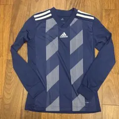adidas ネイビー 長袖