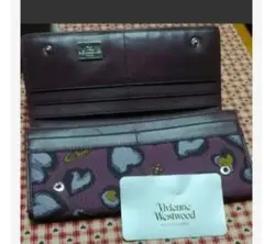 VivienneWestwood ハート柄長財布《未使用・新品！》