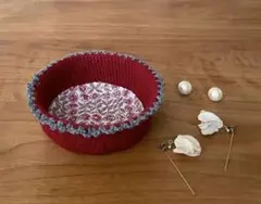 手編み小物入れ+リバティ　アクセサリーケース 赤色×グレー