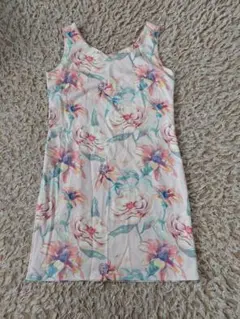 CECIL McBEEフラワープリントワンピース