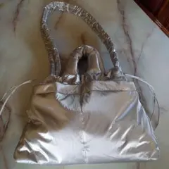 シルバー ショルダーバッグ