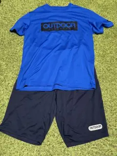 OUTDOOR Tシャツとショートパンツセットのサムネイル