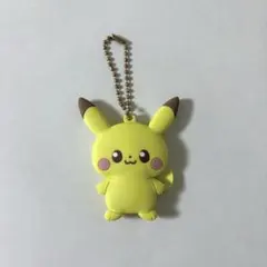 ポケピース　ポケモン　キーホルダー　ピカチュウ　雑誌　ムック本