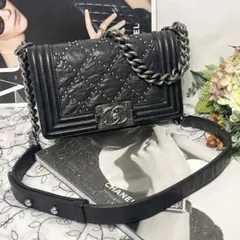 CHANEL シャネル【極美品】ボーイシャネル スタッズ マトラッセ チェーン