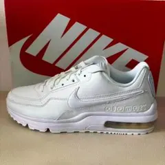 NIKE スニーカー