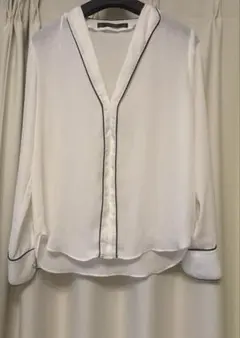 ZARA パイピング　ブラウスのサムネイル