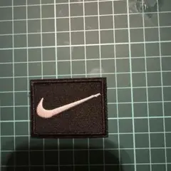 NIKE黒ワッペン