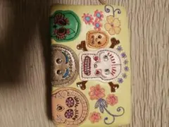 tsumori chisato ニつ折り財布　ドクロ可愛い　黄色のサムネイル