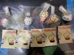 ちいかわ　寿司フィギュアキーホルダー