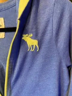 Abercrombie パーカー フード付き 鹿刺繍ロゴ ブルー ジップアップ