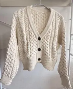 COCODEAL ニットカーディガン アイボリー ショート丈　春服　春ニット