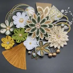 つまみ細工　髪飾り　【深緑】　成人式髪飾り　振袖髪飾り　卒業式髪飾り