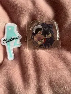 呪術廻戦 五条悟 アクリルキーホルダー バッチ