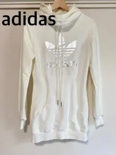 adidas アディダス　ホワイト フード付きパーカー　プルオーバーパーカー　L