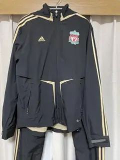 アディダス　リバプール　トレーニングウェア　セットアップ　黒　金　M