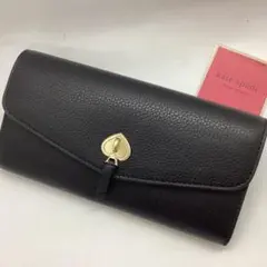 Kate Spade ケイトスペード　黒　フラップ　長財布　M1