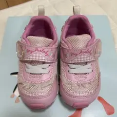 サンリオ　キッズジョグシューズ