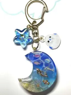 K-10481 玉乗り猫チャーム(金魚 琉球ガラス) - メルカリ