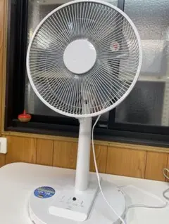 【リモコン付】日立 扇風機 HEF-90R 4段階風量調整タイマー有 リモコン付】日立 扇風機 HEF-90R 4段階風量調整タイマー有 - メルカリ