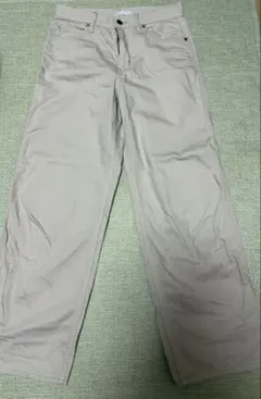 UNIQLO バギージーンズ　2023年春モデル