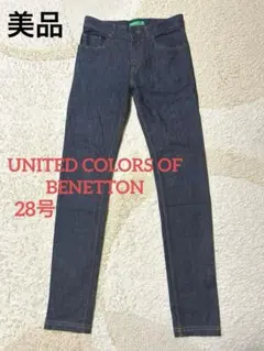 【美品】UNITED COLORS OF BENETTON　スキニーデニム　28のサムネイル