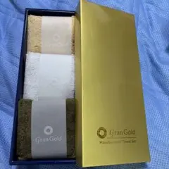 【新品未使用】グランゴールド ハンカチタオル 3枚セット ハンドタオルのサムネイル