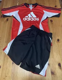 [新品]adidasアディダス スポーツウェアキッズ 140/130cmレッド